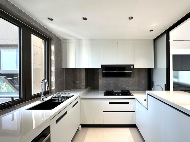 1747297276721840.jpg 18.jpg